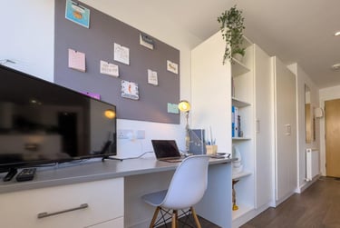 1 bed studio, 170 Armada Way, City Centre, Plymouth, PL11LB - Image 12